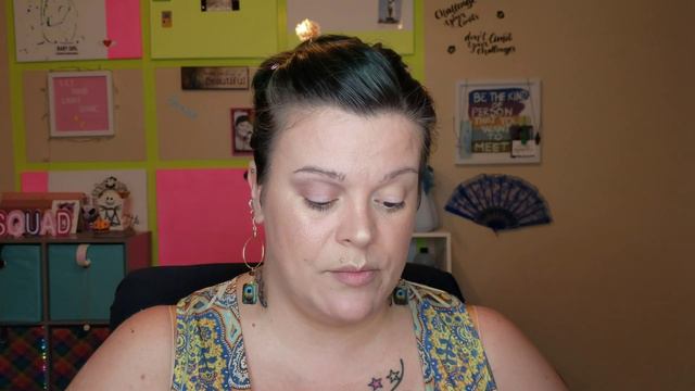 DOLLAR TREE MAKEOVER/FULL FACE DOLLAR TREE MAKEUP/UNEEK SQUAD COLLAB