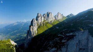 In His Presence : Instrumental Worship, Meditation & Prayer Music with Nature ?CHRISTIAN piano