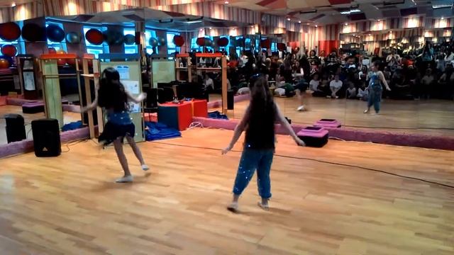 Сценка+Восточные танцы в Зебре 28.01.2017 смотреть онлайн