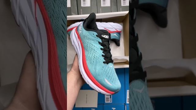 Кроссовки Hoka One One Clifton 8 (черно-голубые).