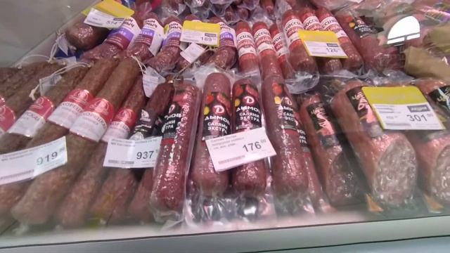Фирменные магазины Агрокомплекс. Хорошие, качественные продукты.