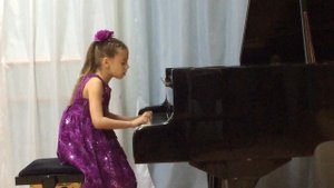 Иванова Екатерина. В. Коровицын. Полька "Деревянные башмаки".