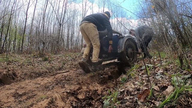 Слабоумие, отвага и УРАЛ с коляской