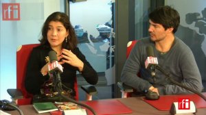 Claudia Isabel Navas y Ramón Laserna con Jordi Batallé en El invitado de RFI.