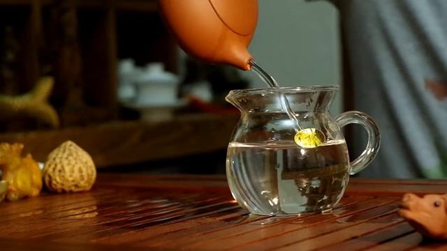 Проливаем чайник 180мл Бянь Си Ши (76003) - daochai.ru
