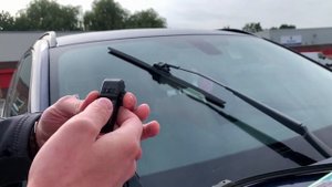 How To Remove And Fit Wiper Blades BMW X3 F25 Side Lock Fit
