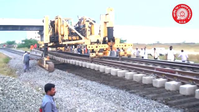 Through Ballast Renewal of Turnouts utilising T-28 cranes and JCBs / Hitachi by SCR смотреть онлайн