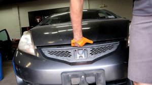 2007-2013 Honda Fit - How to Open Hood
