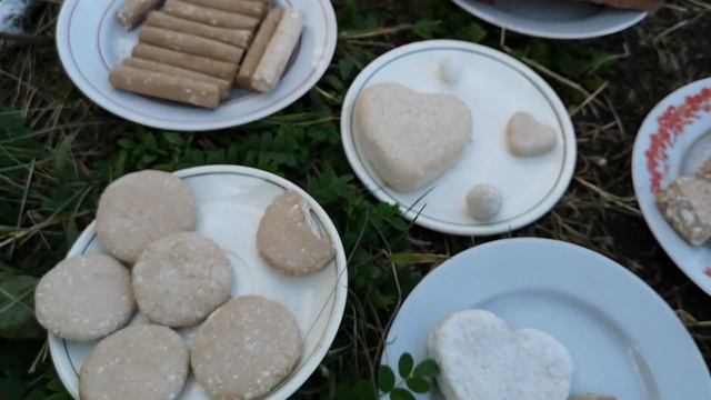Мои глиномельные изделия из глины собственной добычи и мела. Опробование,хруст и описание.Интересно