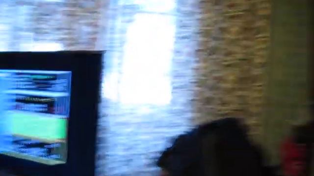 Звуковая карта ZXM Soundcard Extreme трещит в KAY-2010... смотреть онлайн