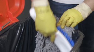 Как очистить мопы и салфетки перед стиркой