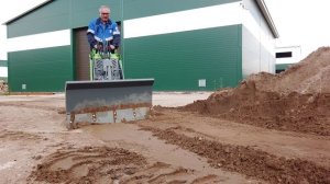 Мини-погрузчик Frontmen. Навесное оборудование. Отвал универсальный ОТВ-3