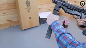 Макет пистолета пулемета Denix D7/1313 М3 Grease gun (ММГ) видео обзор 4k