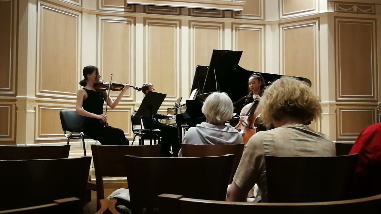 Ф.Мендельсон Трио ре минор для фортепиано, скрипки и виолончели, ор.49, 1 ч. смотреть онлайн