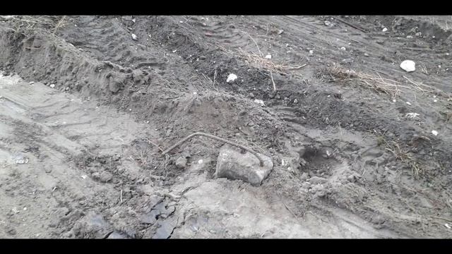 Мусор на объектах усложняет работу спецтехники. Что делать! смотреть онлайн