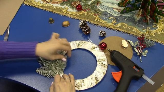 Мастер-класс по изготовлению Рождественского венка смотреть онлайн