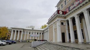 Челябинск. Ленинский район. ул.Пограничная.Сквер Защитников отечества. ул.Гагарина.  12.10.2022г