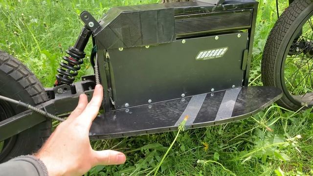 Мощный электросамокат / электроскутер Charger R10 (прототип)