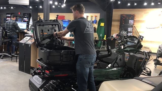 2024 Ski-Doo Expedition SE 900 ACE Turbo R walk around video features Galore! смотреть онлайн