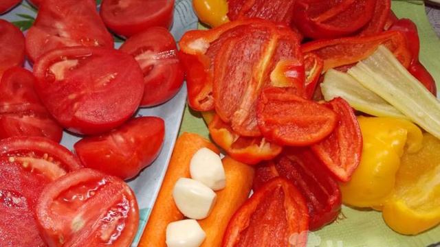 Лечо из томатов, перца и моркови