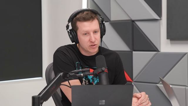 MKBHD and the Space Black MacBook Pro смотреть онлайн