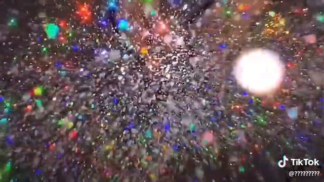 Блестки?, это Tik Tok детка. смотреть онлайн