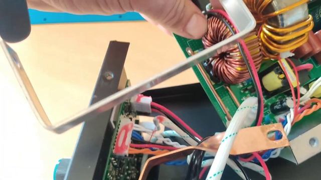 Обзор  сварочного аппарата FoxWeld Varteg 180DUO-S  и Master Tig 180P  внутри смотреть онлайн