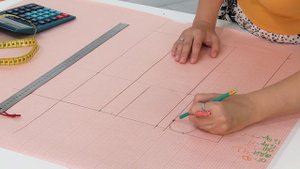 Легкий летний фартук-сарафан для девочки с запахом на спинке. Одежда для детей своими руками Часть