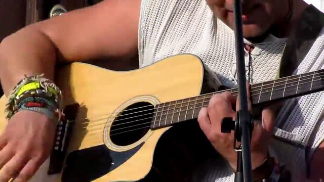 Тимофей Яровиков (Сердце Дурака) - Добрый ветер (акустика) Минск 09.07.16 #пешеходка смотреть онлайн