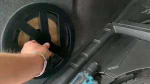 SQ - аудиосистема в авто VW Passat . Скрытая установка усилителей + сабвуфер - стелс в багажник