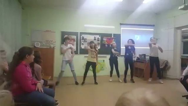 Танец на день матери в школе смотреть онлайн