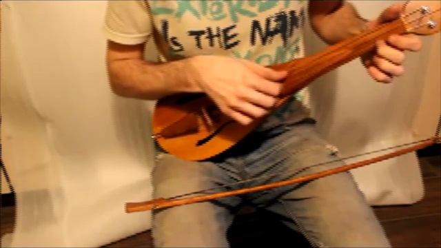 Старинный музыкальный инструмент - Гудок. Преподаватель Фирсова Н.П.