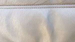 Чистка светлого кожаного  салона ( Cleaning of the light leather car interior  )