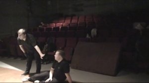 Как правильно падать на сцене. Сценическое движение.