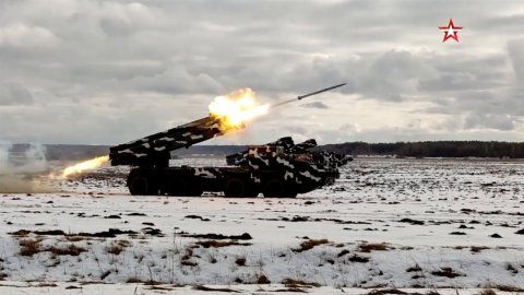 Российские и белорусские артиллеристы уничтожили «врага» на учениях «Союзная решимость-2022»