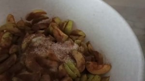 Яблочное варенье из зелёных и павших яблок.
