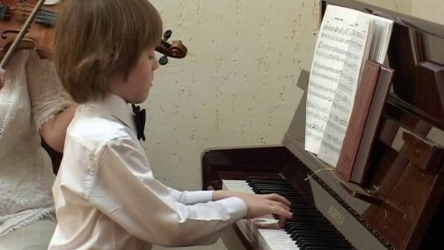 Маленький пианист  А.Хачатурян - Андантино