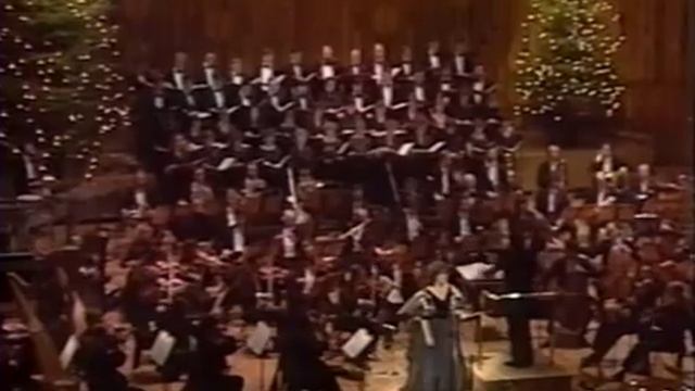 Dame Kiri Te Kanawa sings "O, Holy Night" смотреть онлайн