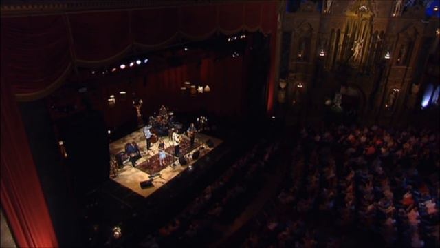 Alison Krauss & Union Station  -  Broadway  -  Ghost In This House