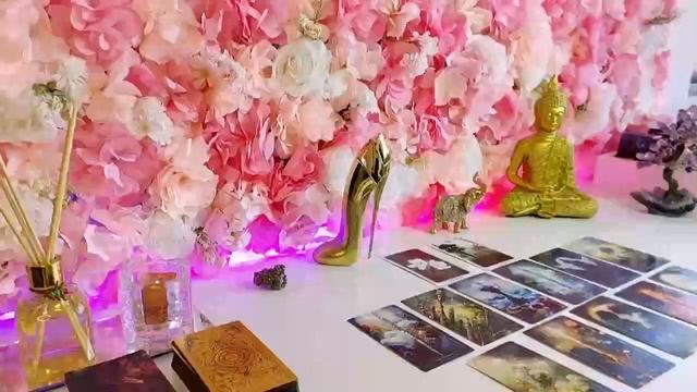 TAURUS 3 PEOPLE!! 💕🔥 THINGS ARE ABOUT TO GET REALLY INTERESTING 👀🤷🏻♂️ #TAURUS #TAROT #soulmate смотреть онлайн