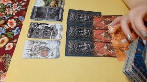 Почему ОНА себя так ведёт? Как понять мотивы ЕЁ поведения? Таро для мужчин