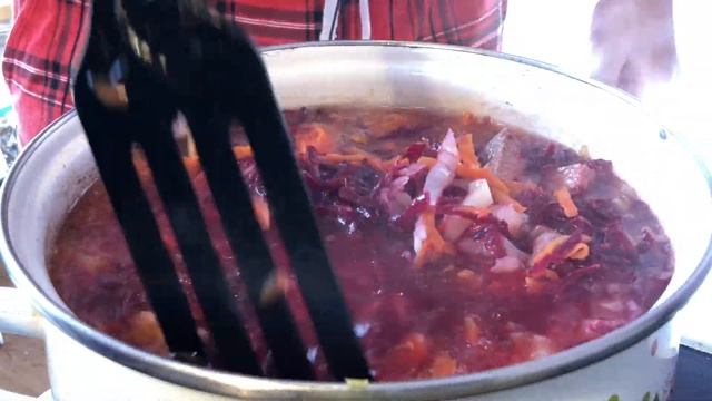 Вкусная подача борща(борщ в хлебной тарелке) | Как приготовить борщ! смотреть онлайн