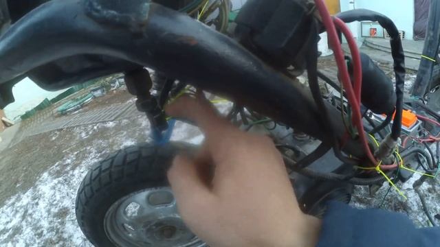 ЗАПУСКАЕМ СКУТЕР ЗА 1000 РУБ смотреть онлайн