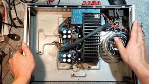 Cambridge Audio Azur 540a усилитель, выходная плата, обзор.