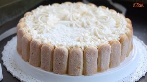 Торт из печенья Савоярди с ананасами и сливочным кремом