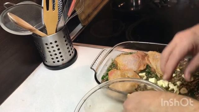 Простой рецепт гречки с курицей в духовке. Пальчики оближешь!