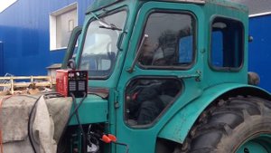 Запуск трактора от ПЗУ Autostart i620 RUS