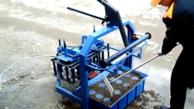 Шлакоблок своими руками ?В Контакте - ссылка ниже ? смотреть онлайн