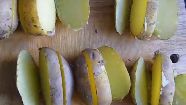 Печёная картошка в городе видео рецепт UcookVideo.ru смотреть онлайн