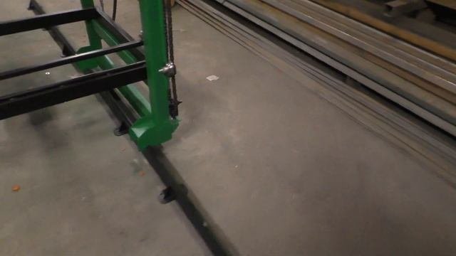 Дисковая угловая пилорама.